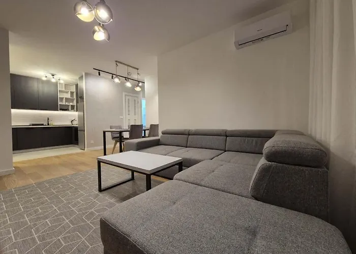 Park Vila New Luxury Apartments With Garage
